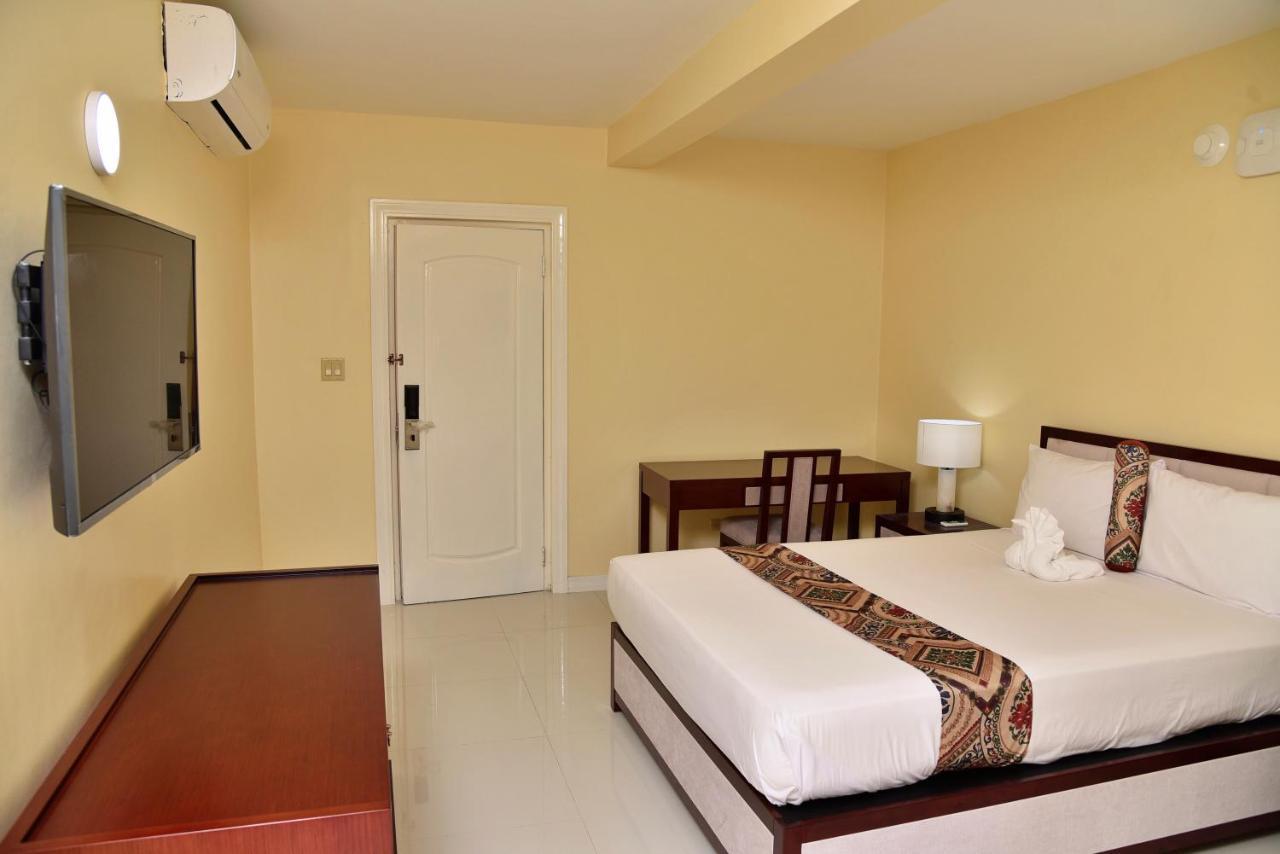 Hotel Grand A View Montego Bay Exteriér fotografie